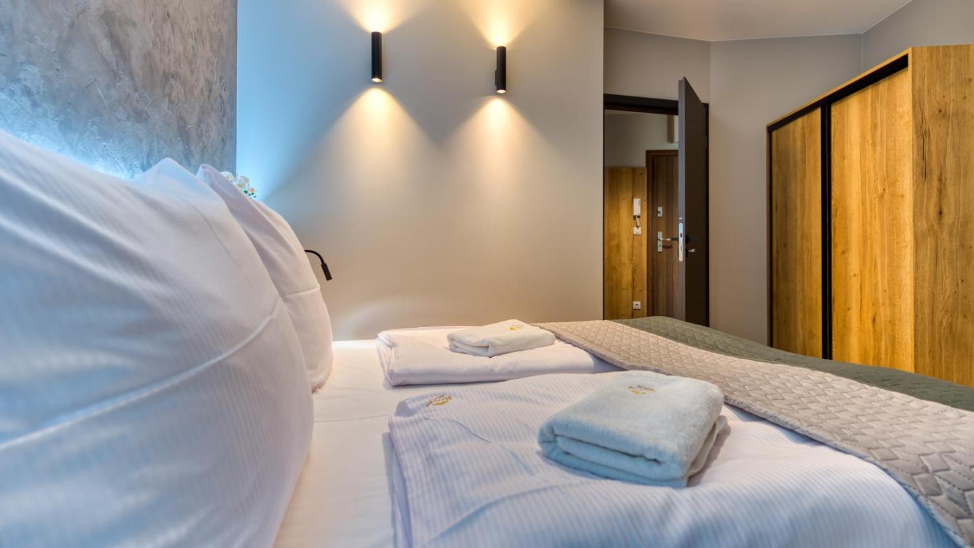 Apartamenty Z Basenem I Saunami Stone Hill Resort Vip Centrum By Royal Aparts Szklarska Poręba Esterno foto